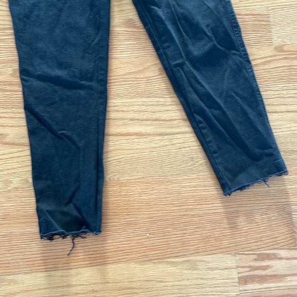 Cropped Jean - Picture 5 of 6